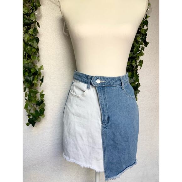 Cloud Ten Cotton Asymmetrical High Waisted Mini Skirt Women's Small - Picture 2 of 9